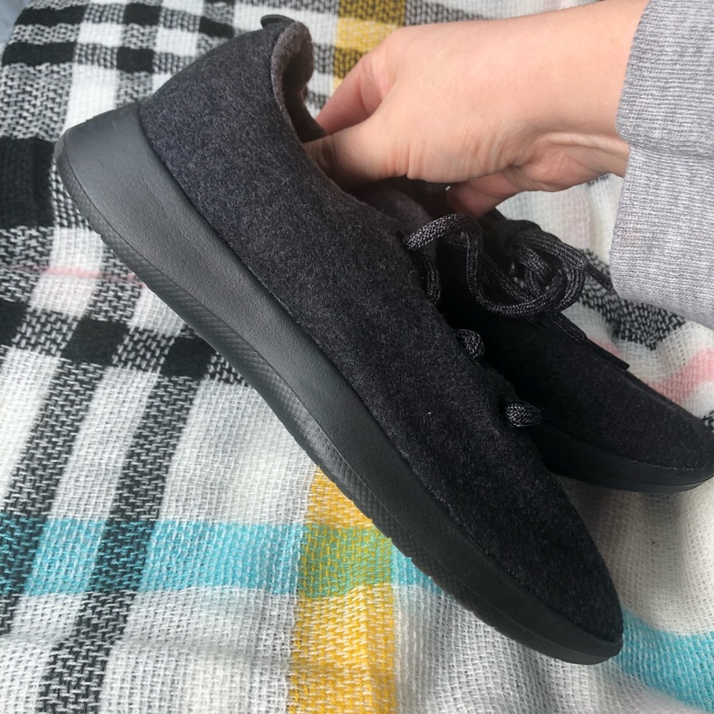 New Allbirds Black Wool Runners Sneakers - Picture 5 of 5